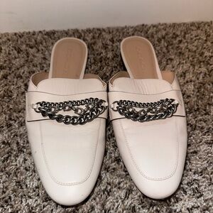 White coach 7.5 mules